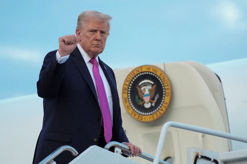 Trump promises Arab leaders he won’t let Israel annex West Bank, Politico reports