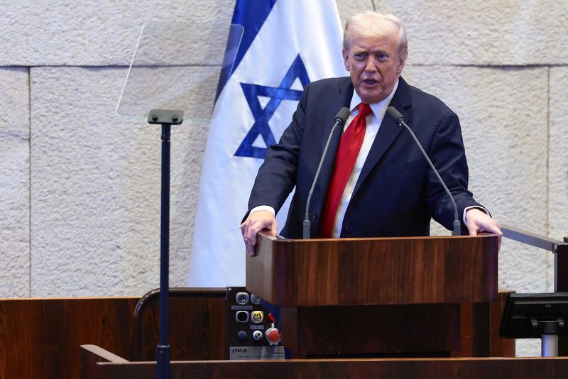 Trump: Hamas must ‘do what is right’ or face ‘brutal’ allied force
